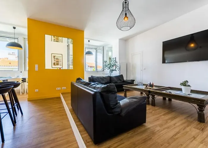 Mariposa Keyweek Loft 아파트 비아히쯔